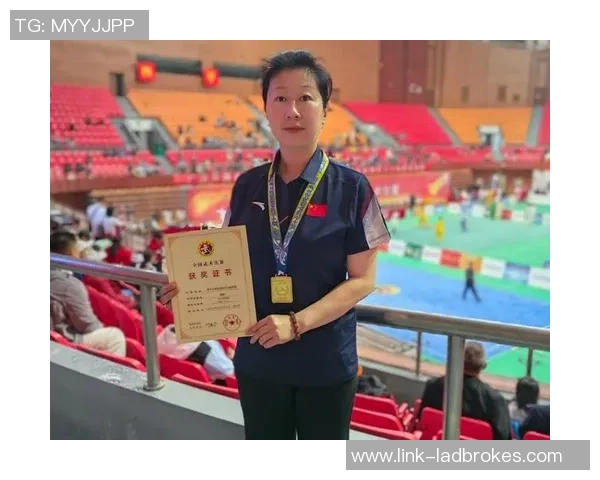 职业联赛分析：JDG凭借丰富比赛经验展现出色表现与战术执行力